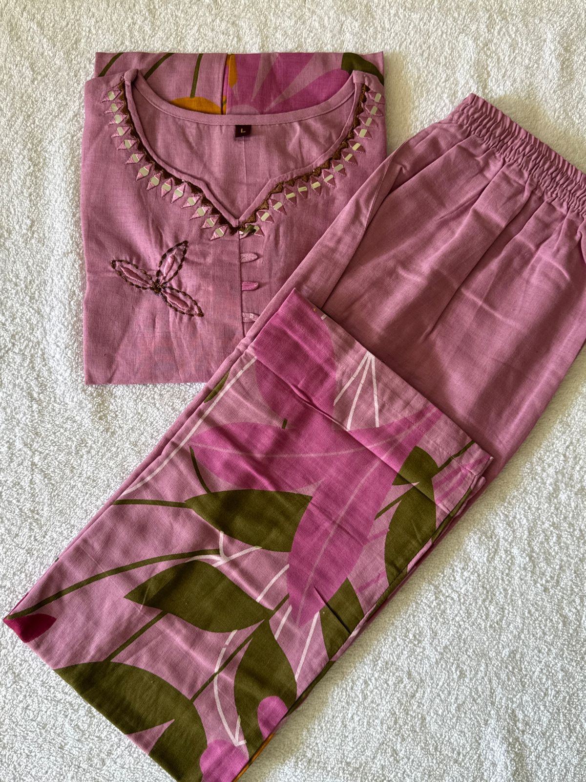 Pink leafy cotton cord set